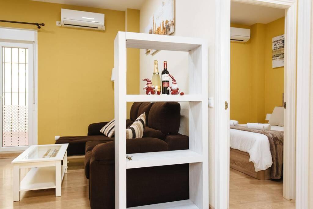 Cozy And Well Located Apartment In The Center Of Seville Ngoại thất bức ảnh