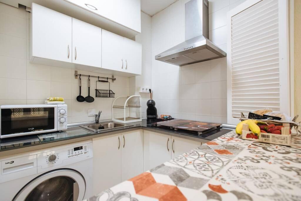 Cozy And Well Located Apartment In The Center Of Seville Ngoại thất bức ảnh