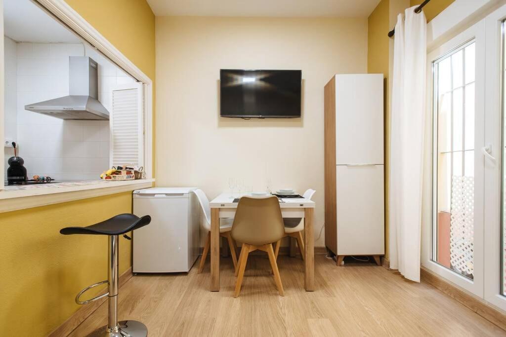 Cozy And Well Located Apartment In The Center Of Seville Ngoại thất bức ảnh